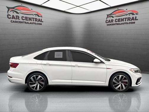 2019 Volkswagen Jetta GLI 2.0T S