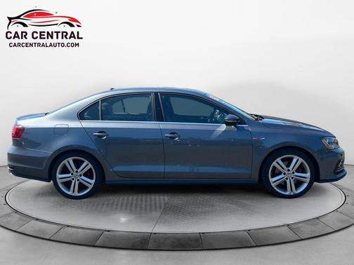 2017 Volkswagen Jetta GLI