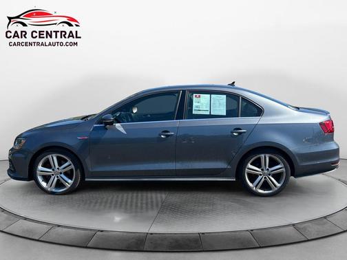 2017 Volkswagen Jetta GLI