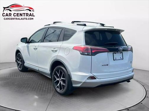 2016 Toyota RAV4 SE