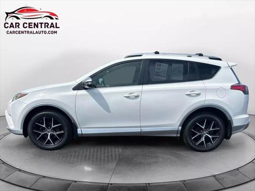 2016 Toyota RAV4 SE