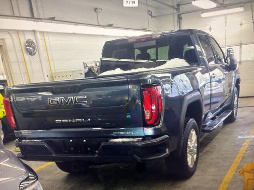 2020 GMC Sierra 2500 Denali