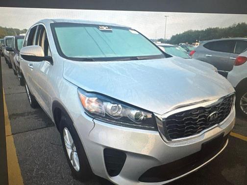 Sparkling Silver 2020 Kia Sorento LX