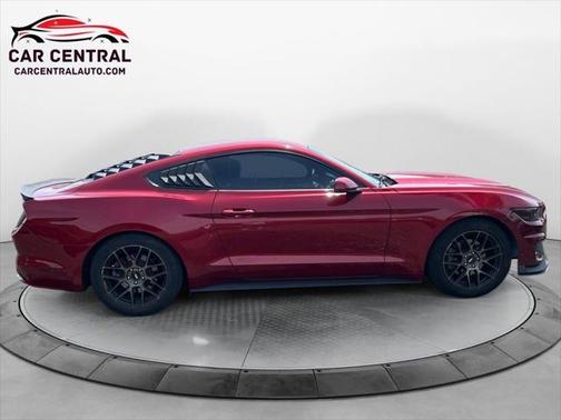 2017 Ford Mustang EcoBoost