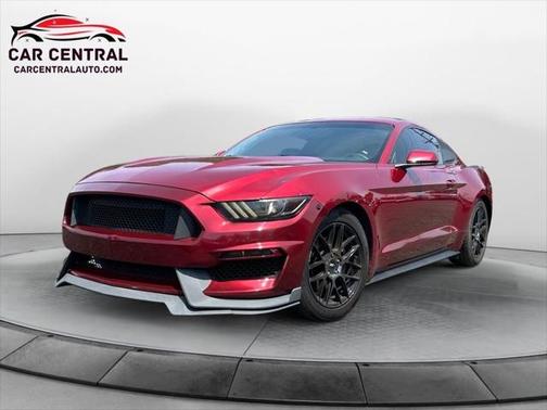 2017 Ford Mustang EcoBoost