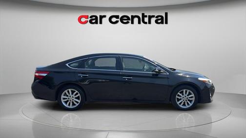 Attitude Black 2015 Toyota Avalon XLE