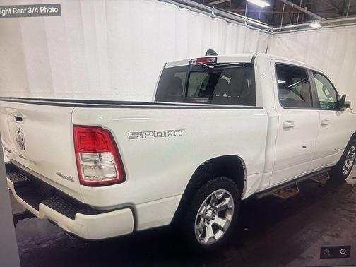Bright White Clearcoat 2022 RAM 1500 Big Horn/Lone Star