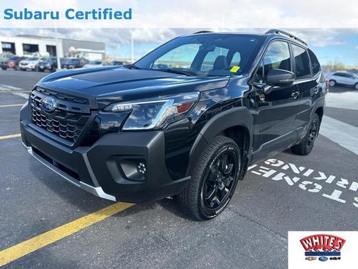 Crystal Black Silica 2023 Subaru Forester Wilderness