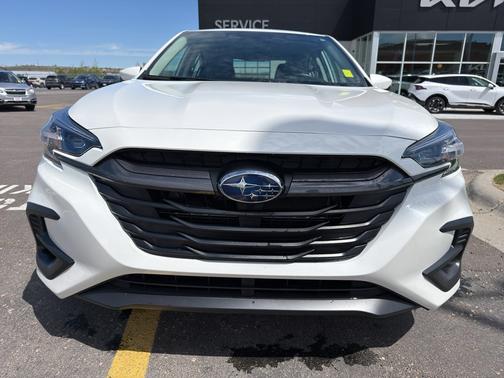 Crystal White Pearl 2025 Subaru Legacy Premium