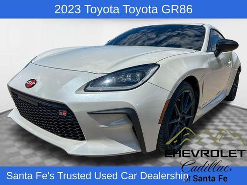 Halo 2023 Toyota GR86 Premium