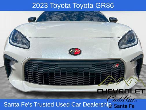Halo 2023 Toyota GR86 Premium