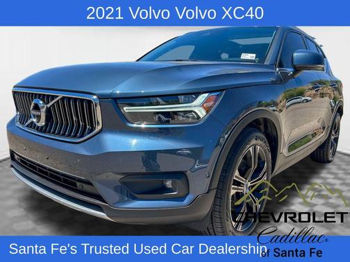 Denim Blue Metallic 2021 Volvo XC40 T5 Inscription