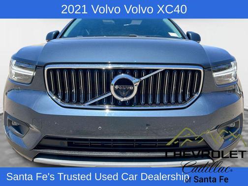 Denim Blue Metallic 2021 Volvo XC40 T5 Inscription