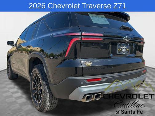 Mosaic Black Metallic 2026 Chevrolet Traverse Z71