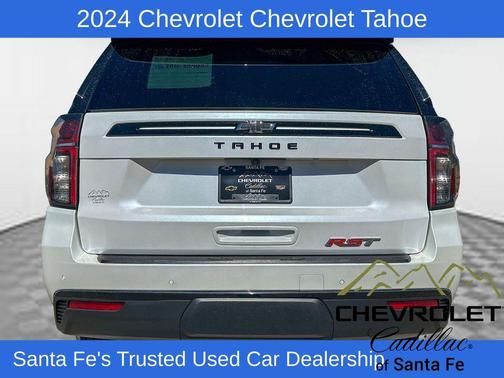 Iridescent Pearl Tricoat 2024 Chevrolet Tahoe RST