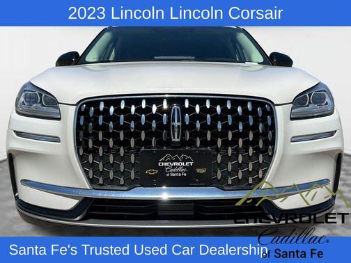 Pearl Metallic 2023 Lincoln Corsair Reserve