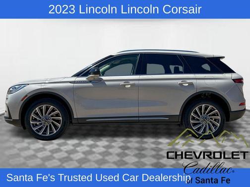 Pearl Metallic 2023 Lincoln Corsair Reserve