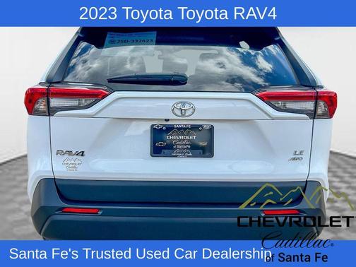 2023 Toyota RAV4 LE
