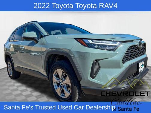 2022 Toyota RAV4 XLE