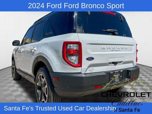 Oxford White 2024 Ford Bronco Sport Outer Banks