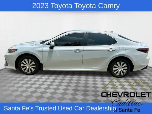2023 Toyota Camry Hybrid LE