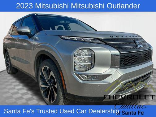 2023 Mitsubishi Outlander SE