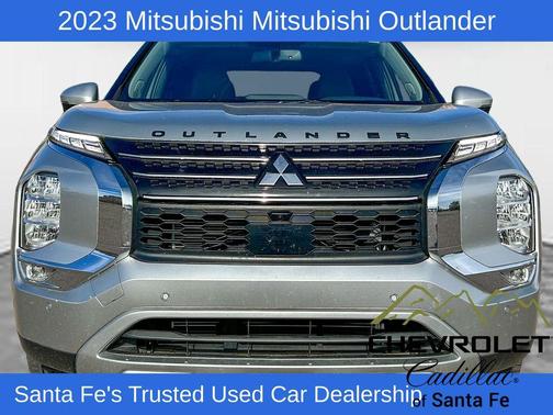 2023 Mitsubishi Outlander SE