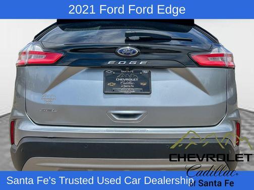 Silver Metallic 2021 Ford Edge SEL