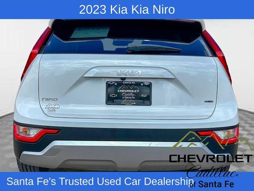 2023 Kia Niro LX