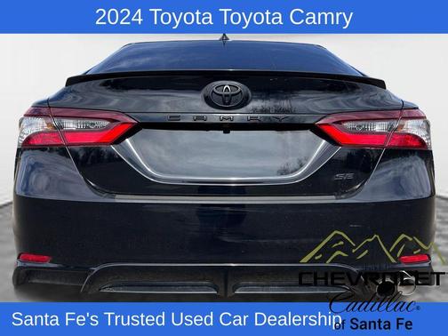 2024 Toyota Camry SE
