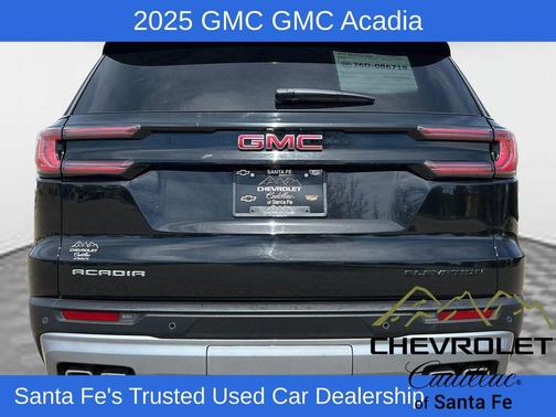 2025 GMC Acadia Elevation