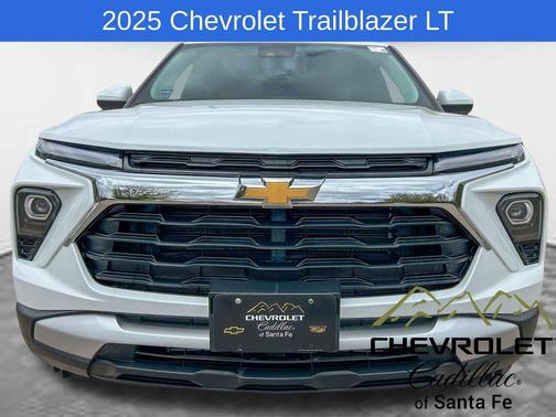 Summit White 2025 Chevrolet Trailblazer LT