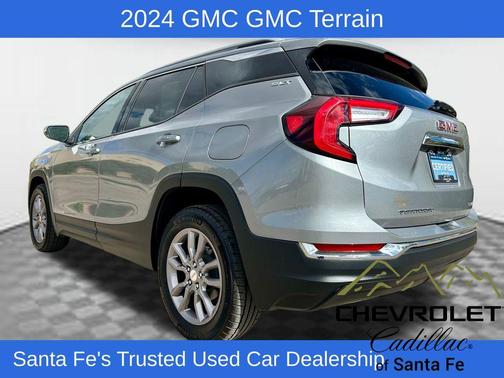 2024 GMC Terrain SLT