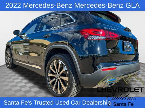 2022 Mercedes-Benz GLA 250 Base 4MATIC