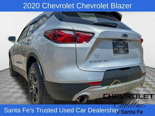 Silver Ice Metallic 2020 Chevrolet Blazer 2LT