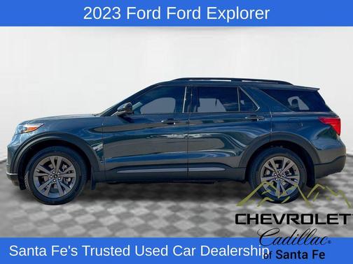Blue Metallic 2023 Ford Explorer XLT
