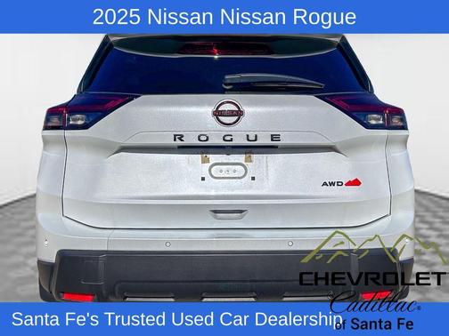 2025 Nissan Rogue Rock Creek