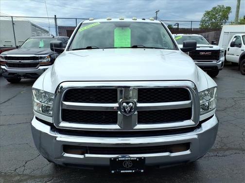 Bright White Clearcoat 2018 RAM 2500 Tradesman