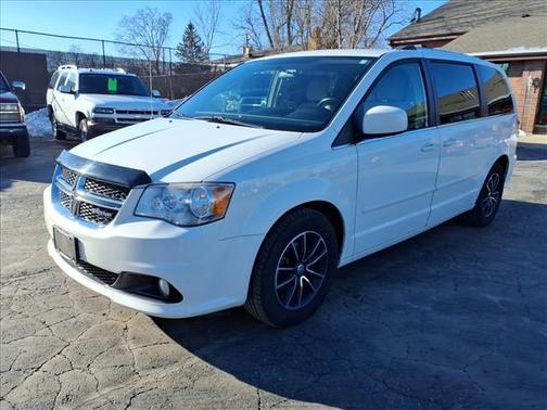 2011 Dodge Grand Caravan Crew