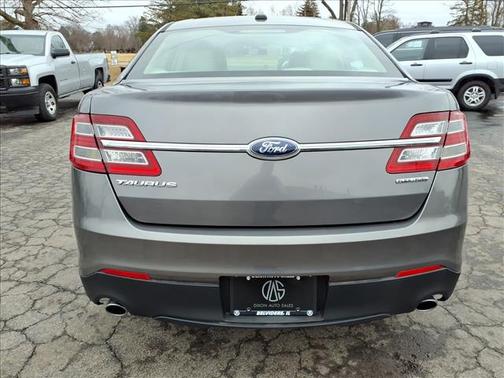 2013 Ford Taurus SE