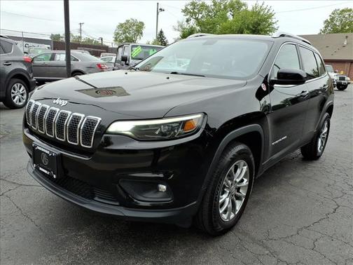 Diamond Black Crystal Pearlcoat 2019 Jeep Cherokee Latitude Plus
