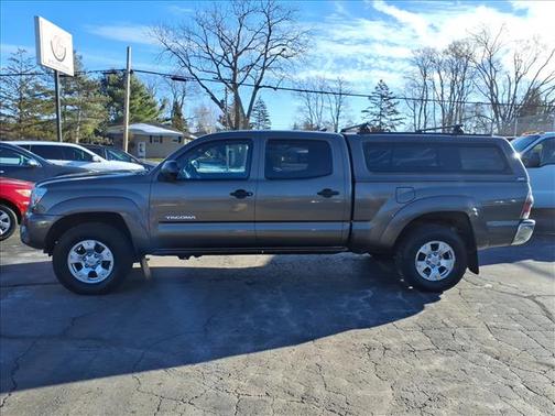 2015 Toyota Tacoma Base