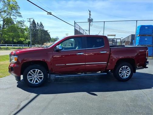 Cardinal Red 2017 GMC Canyon SLT