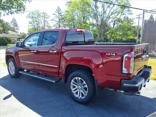 Cardinal Red 2017 GMC Canyon SLT