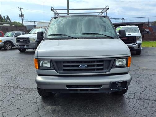 2005 Ford E150 E-150