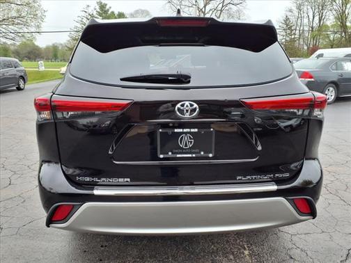 2020 Toyota Highlander Platinum