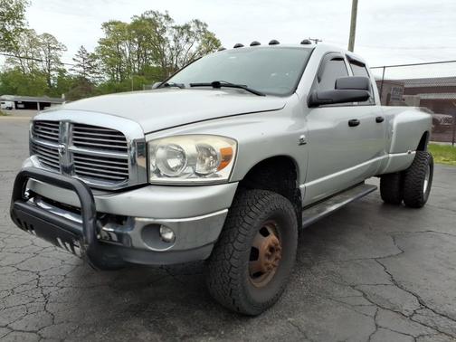 Bright Silver Metallic Clearcoat 2007 Dodge Ram 3500 Laramie