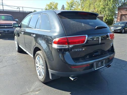 2011 Lincoln MKX Base