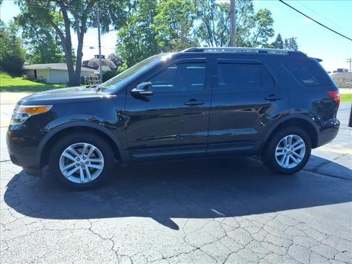 Tuxedo Black Metallic 2013 Ford Explorer XLT