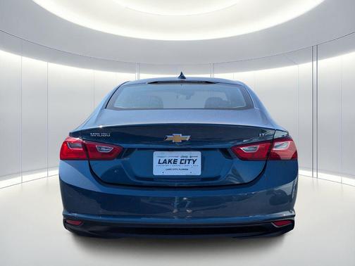Lakeshore Blue Metallic 2024 Chevrolet Malibu FWD 1LT